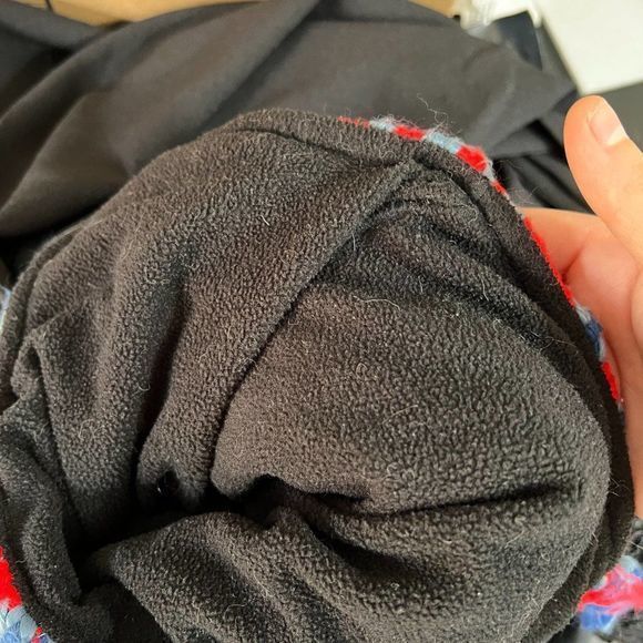 🌿4/$35🌿 OLD NAVY Red Grey Knit Dragon Skull Top Winter Hat - Picture 5 of 7